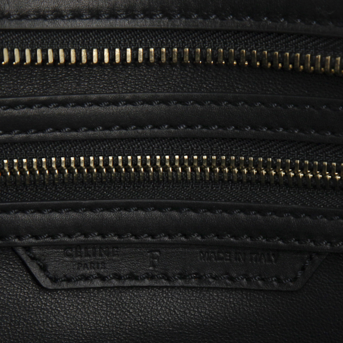 Sac cabas Celine Luggage Shoulder en cuir grainé noir - Detail D3