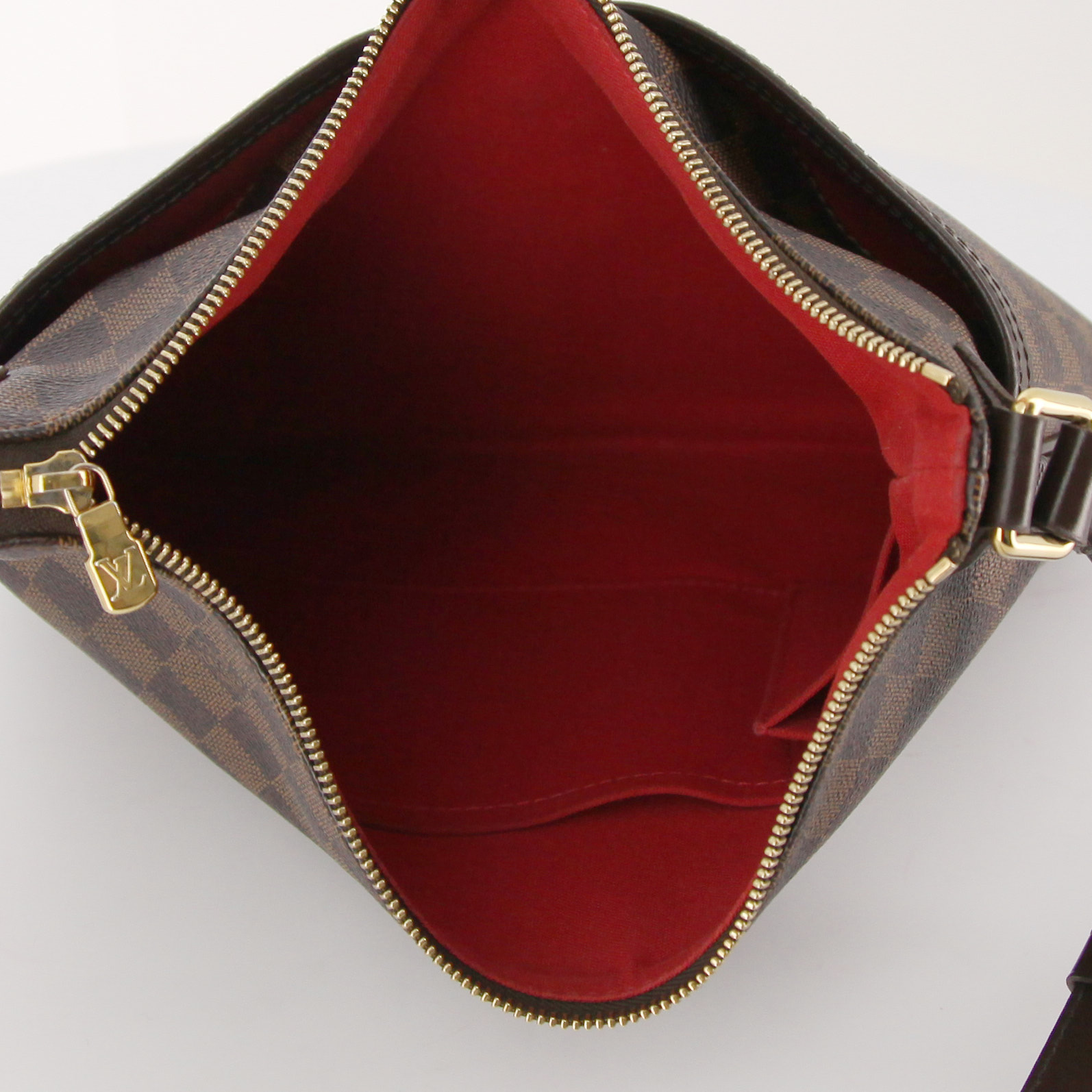 Bolso bandolera Louis Vuitton en lona a cuadros y cuero marrón - Detail D2