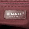 Sac cabas Chanel Portobello en cuir matelassé noir marron et bordeaux - Detail D4 thumbnail