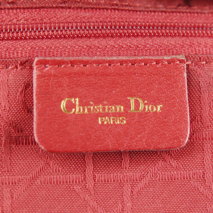 Bolso para llevar al hombro Dior Lady Dior en cuero esmaltado negro - Detail D3