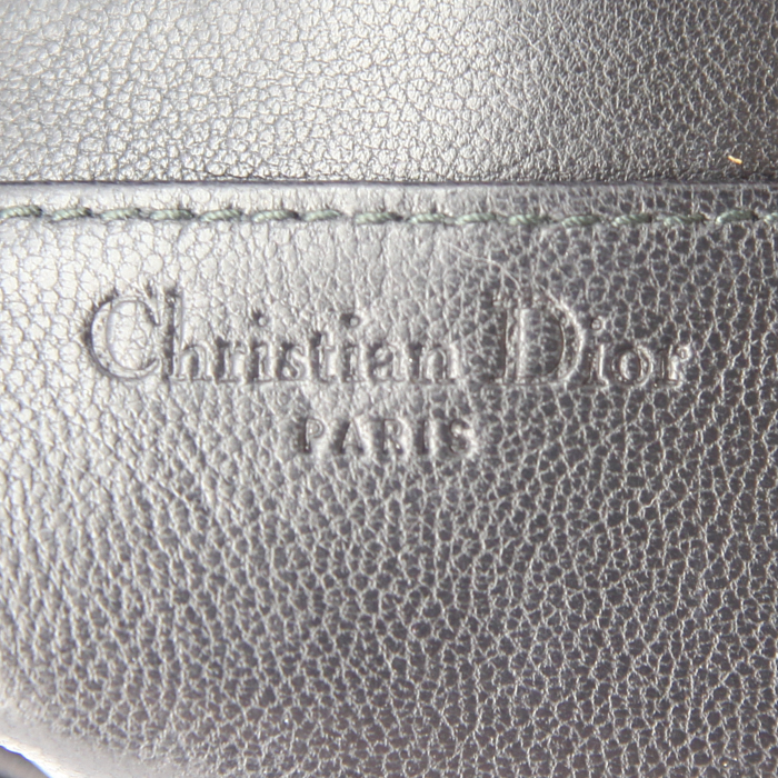 Dior Cannage shoulder bag in patent quilted leather - Detail D3