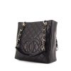 Chanel Petit Shopping shopping bag in black quilted grained leather - 00pp thumbnail