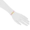 Bracelet ouvrant Hermes Clic Clac moyen modèle en plaqué or et émail rose-pale - Detail D1 thumbnail