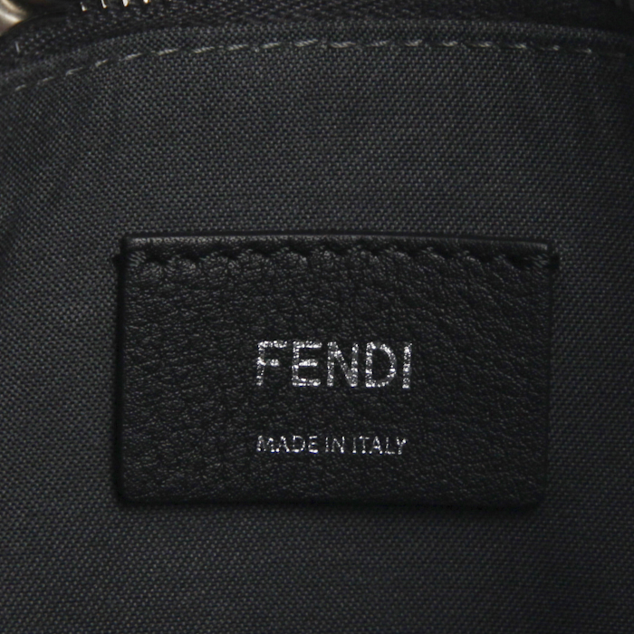 Fendi By the way shoulder bag in blue skin-out fur and blue leather - Detail D4
