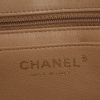 Chanel Timeless jumbo handbag in gold quilted leather - Detail D4 thumbnail