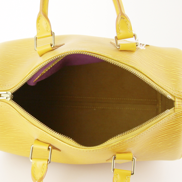 Sac à main Louis Vuitton Speedy 25 cm en cuir épi jaune - Detail D2