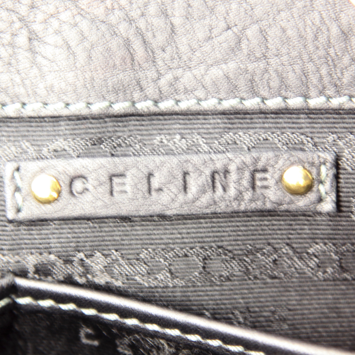 Celine Boogie handbag in black grained leather - Detail D3
