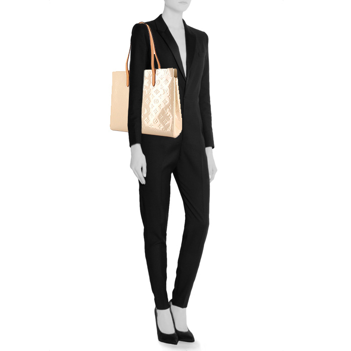 Bolso Cabás Louis Vuitton Catalina en charol Monogram beige - Detail D1