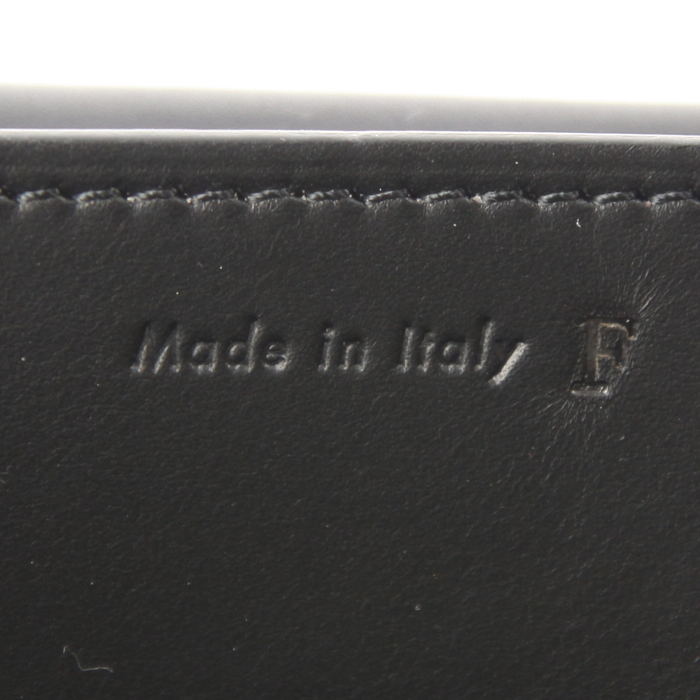 Celine Classic Box handbag in black box leather - Detail D4