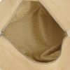 Bolso de mano Chanel Petit Shopping en cuero granulado acolchado beige - Detail D2 thumbnail