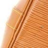 Bolso de mano Louis Vuitton Alma en cuero Epi marrón - Detail D5 thumbnail