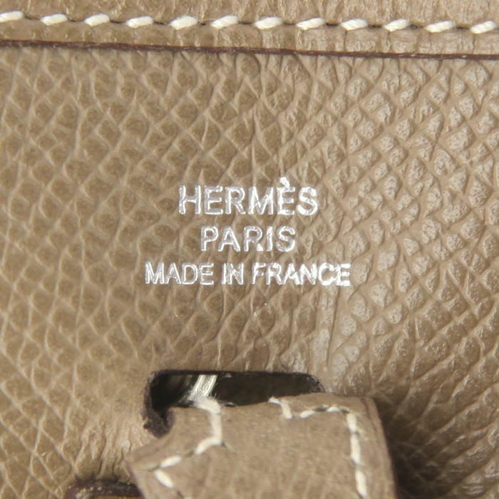 Hermes Mini Evelyne shoulder bag in etoupe epsom leather - Detail D3