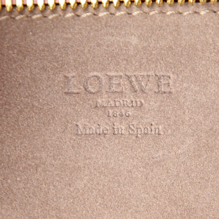 Sac à main Loewe Amazona grand modèle en cuir rose - Detail D3