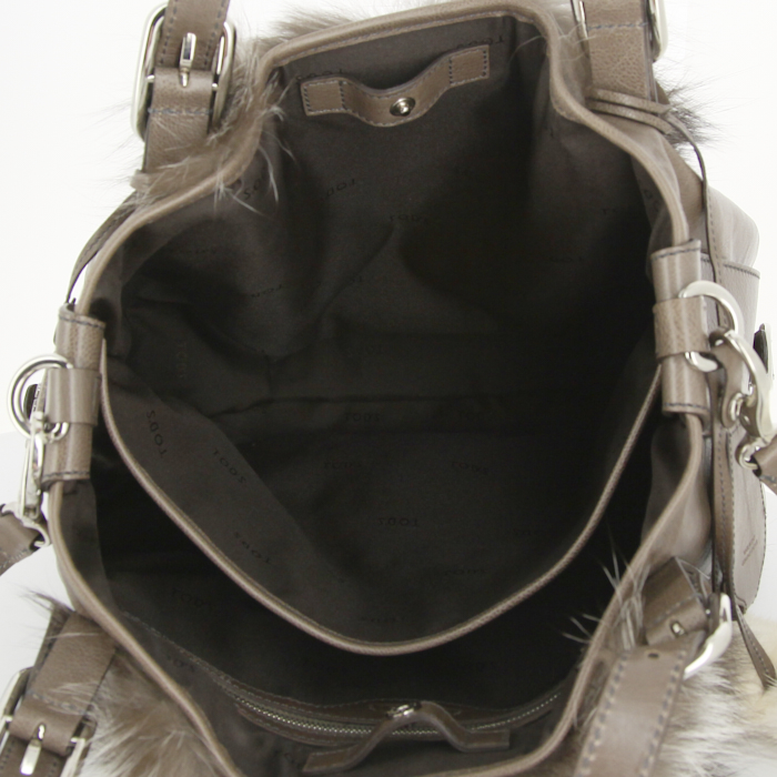Sac à main Tod's en cuir grainé marron et fourrure marron - Detail D3