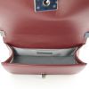 Chanel Boy shoulder bag in burgundy leather - Detail D3 thumbnail