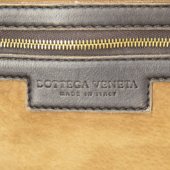 Bolso de mano Bottega Veneta en cuero trenzado marrón - Detail D3