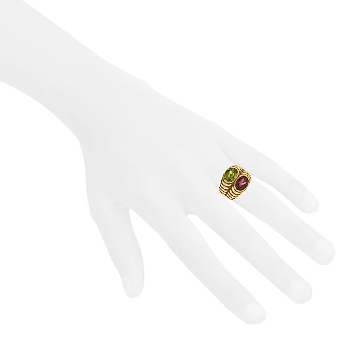 Bague Bulgari en or jaune,  tourmaline rose et péridot - Detail D1