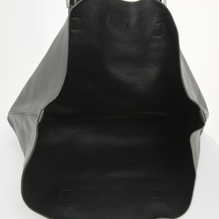 Gucci shopping bag in black grained leather - Detail D2