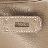 Hermes Birkin Shoulder handbag in etoupe leather taurillon clémence - Detail D4 thumbnail
