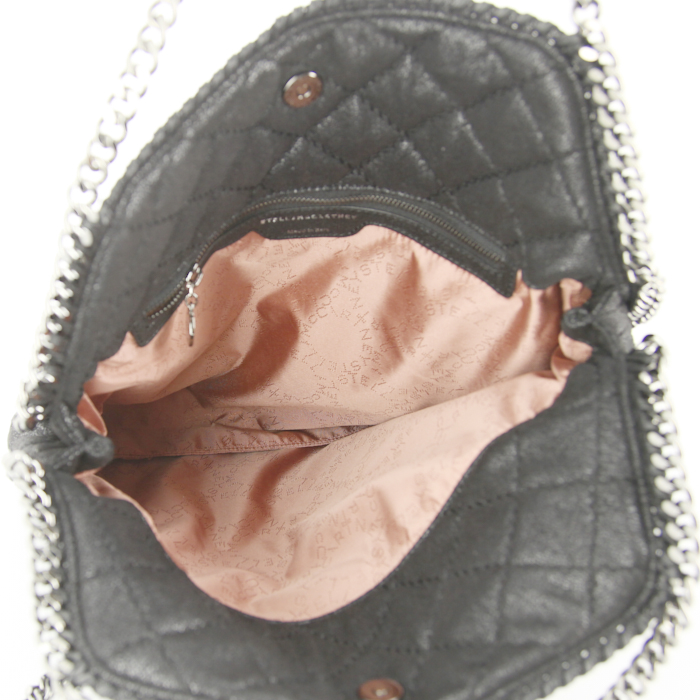 Bolso de mano Stella McCartney Falabella en lona acolchada negra - Detail D2