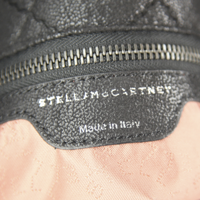 Bolso de mano Stella McCartney Falabella en lona acolchada negra - Detail D3