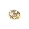 Anello Chanel Baroque modello grande in oro giallo,  diamanti e perle bianche - 00pp thumbnail