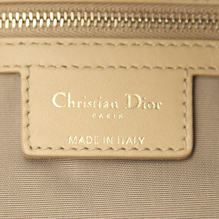 Dior Panarea shopping bag in beige canvas cannage and beige leather - Detail D3