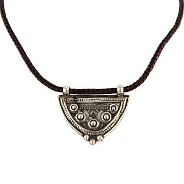 Collar Hermes Touareg en plata y cuero