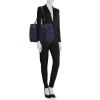 Shopping bag Chanel Portobello in tela intrecciata blu e nera e pelle nera - Detail D1 thumbnail