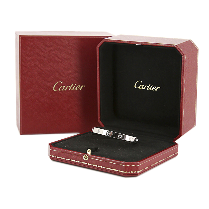 Bracelet Cartier Love en or blanc et diamants, taille 16 - Detail D2