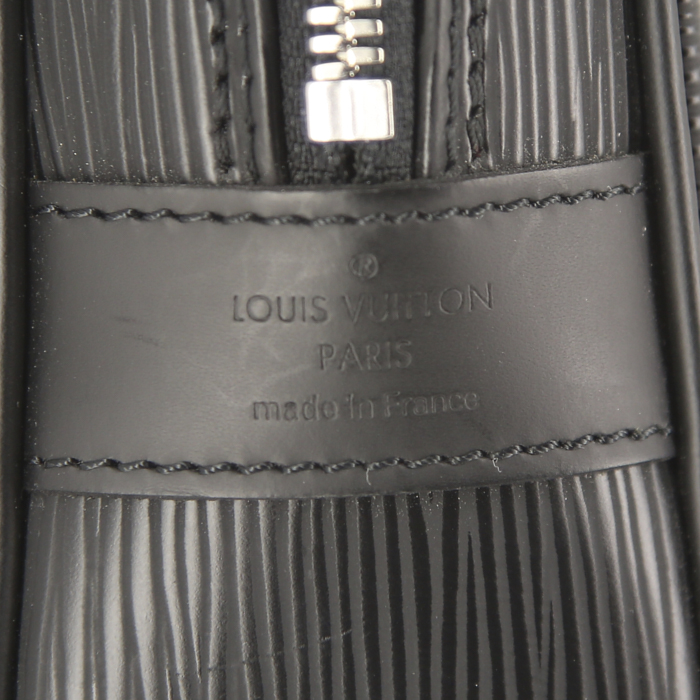 Louis Vuitton briefcase in black epi leather - Detail D3