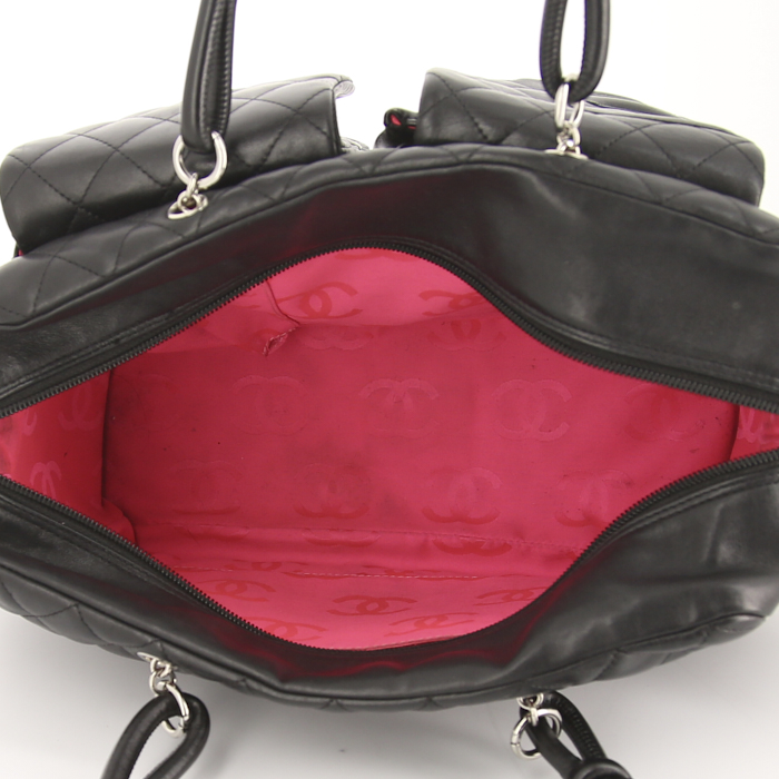 Chanel Cambon bag worn on the shoulder or carried in the hand in black quilted leather - Detail D2