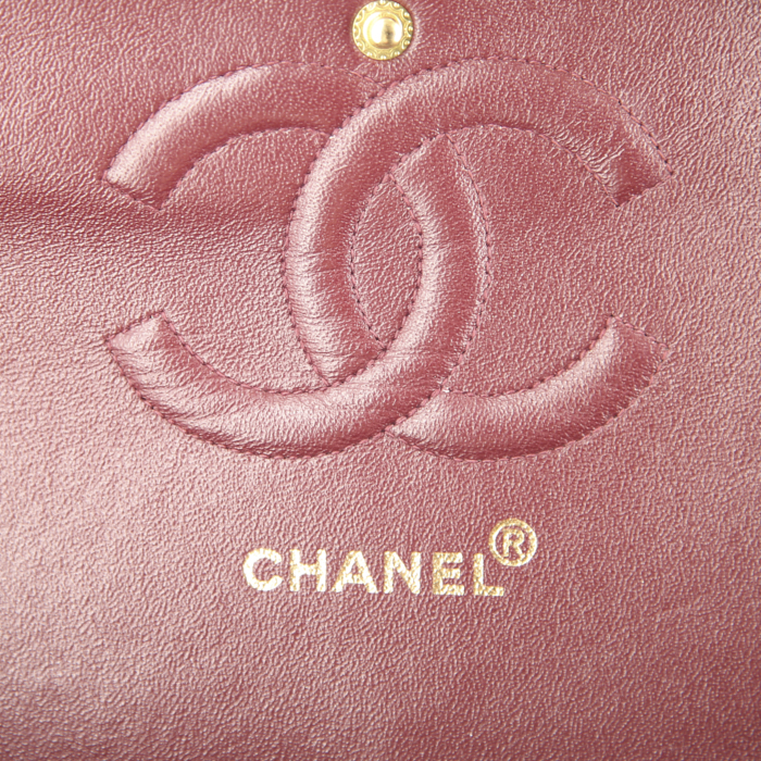 Chanel Timeless handbag in black quilted jersey - Detail D4