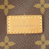 Sac bandoulière Louis Vuitton Saumur grand modèle en toile monogram enduite et cuir naturel - Detail D4 thumbnail
