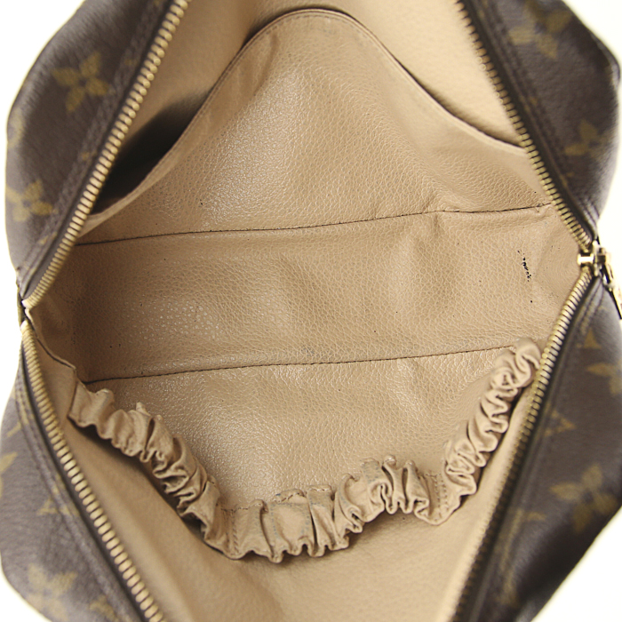 Louis Vuitton Toiletry toilet set in monogram canvas - Detail D2