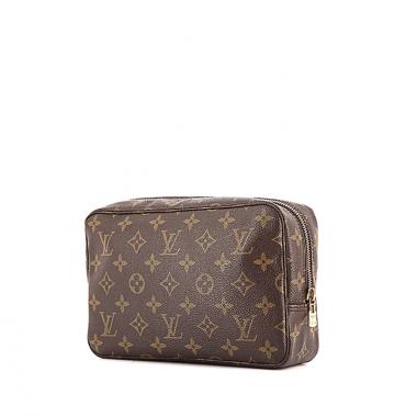 Louis Vuitton Toiletry toilet set in monogram canvas