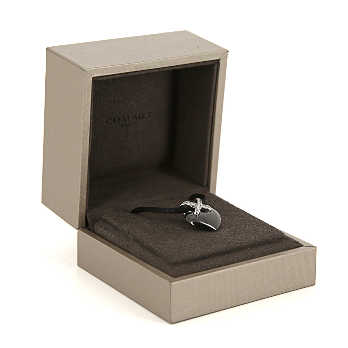 Chaumet Lien pendant in white gold,  ceramic and diamonds - Detail D2