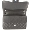 Bolso de mano Chanel Timeless jumbo en cuero granulado acolchado negro - Detail D5 thumbnail