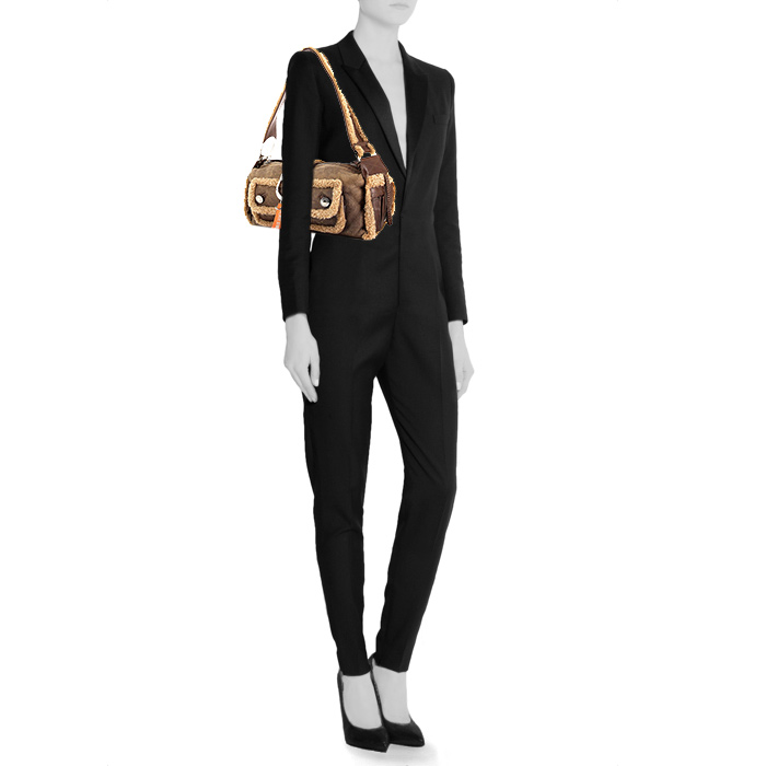 Dior handbag in brown sheepskin - Detail D1