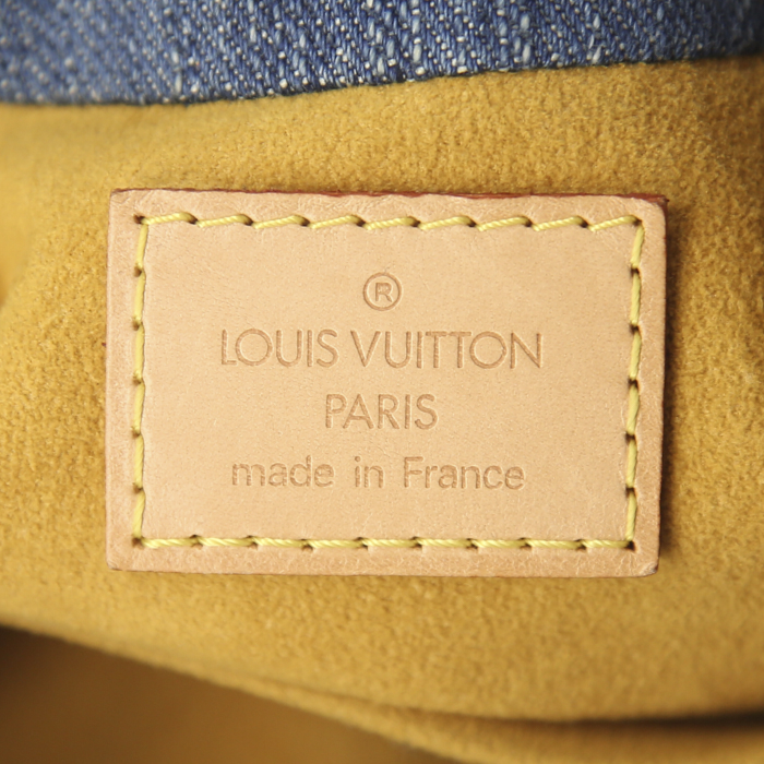 Bolso de mano Louis Vuitton Pleaty en lona denim Monogram y cuero natural - Detail D3