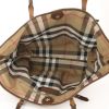 Shopping bag Burberry in pelle marrone e tela Haymarket - Detail D2 thumbnail