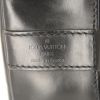 Louis Vuitton Randonnée shopping bag in black epi leather - Detail D3 thumbnail