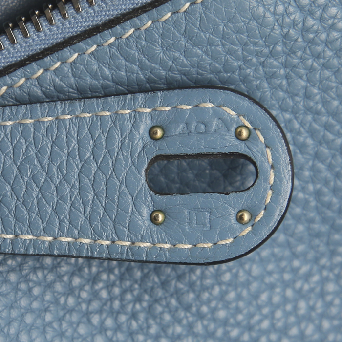 Borsa Hermes Lindy 34 in pelle togo blu - Detail D4