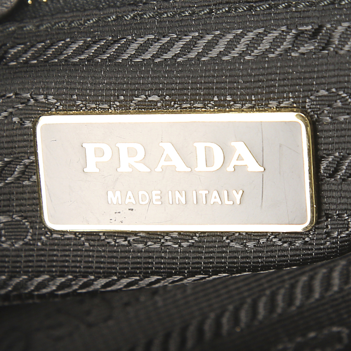 Bolso bandolera Prada en cuero negro y rosa - Detail D4