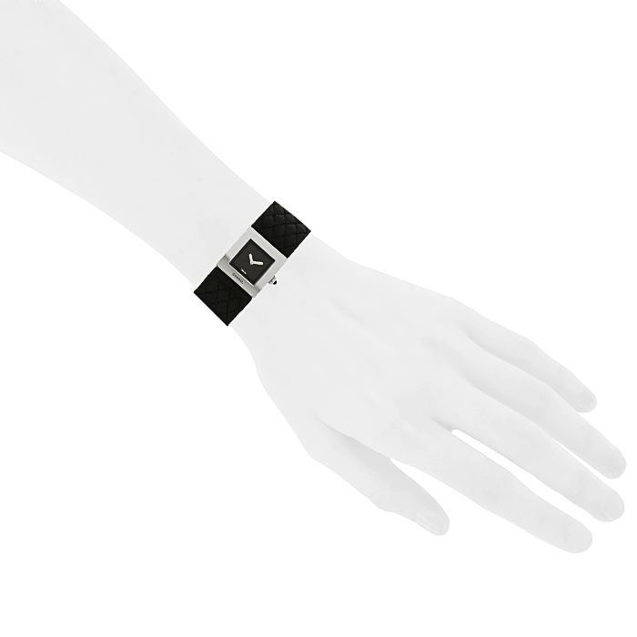 Chanel Matelassé watch in stainless steel Circa  2000 - Detail D1