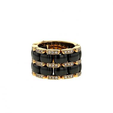 Flexible Chanel Ultra large model ring in yellow gold,  ceramic and diamonds