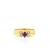 Van Cleef & Arpels ring in yellow gold,  diamonds and ruby - 360 thumbnail