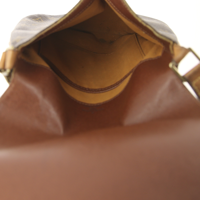 Sac bandoulière Louis Vuitton Musette Salsa en toile monogram et cuir naturel - Detail D2