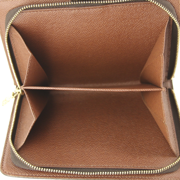 Louis Vuitton wallet in monogram canvas - Detail D4