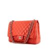 Chanel Timeless Maxi Jumbo handbag in coral quilted leather - 00pp thumbnail